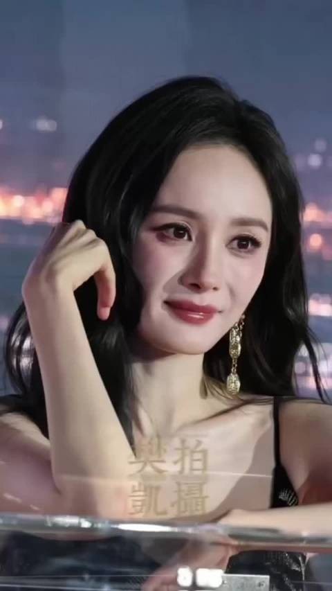 杨幂到底怎么了?