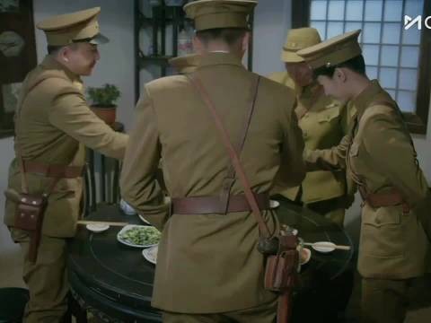 饭桌上酱肘子正香,铁花生警告突至