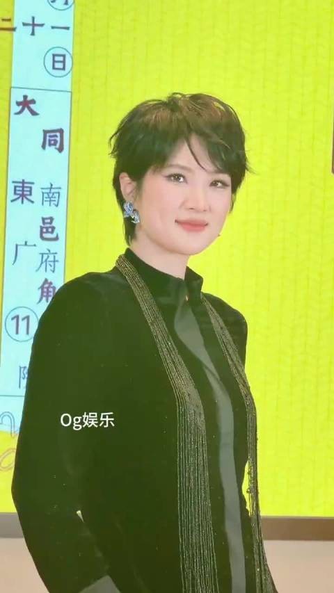 姚安娜关晓彤同框,姚安娜气质更显高级端庄