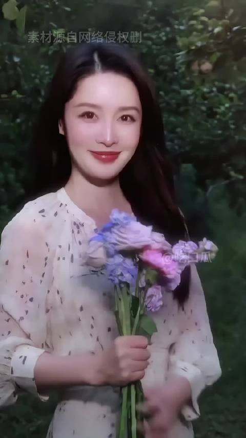 李沁综艺细节展露分寸感,规矩源自家教