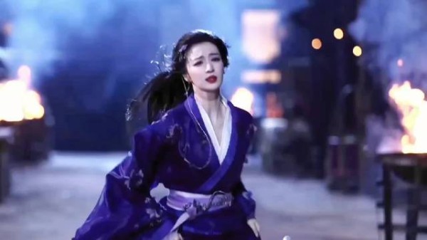 “等待良人归来那一刻 ”这个王楚然美惨了!我将燥候这个《浮生》