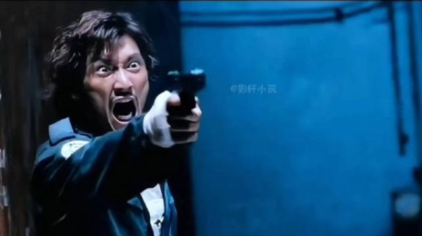 谢霆锋、周杰伦演技不尴尬的一部作品! 安志杰 : 吃了没穿防弹衣的亏!