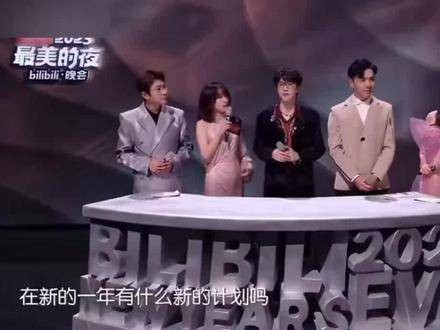 回望往昔，满心都是甜意