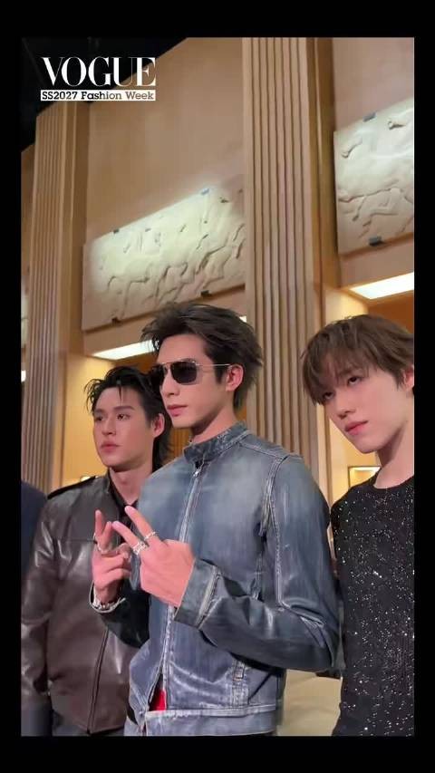 宋威龙和BKPP在Gucci大秀合影