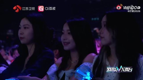 段奥娟谈歌手演员身份,称热爱不需取舍
