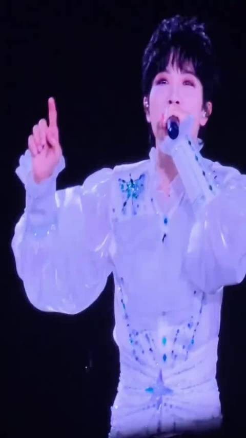 月圆夜的鸟巢演唱会氛围感直接封神!