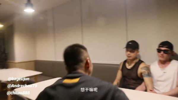bl（安德烈） 三个好兄弟组队去泰国玩