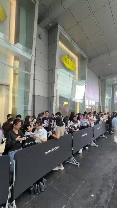 喜茶泰国首店落地曼谷核心商圈Central