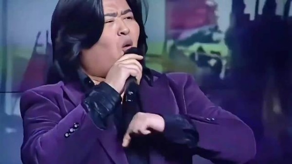 98 年春晚的那个长发男人，是多少人的青春？盘点刘欢的五首歌