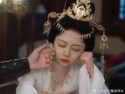 季英英和杨静澜！定会一起回家！
