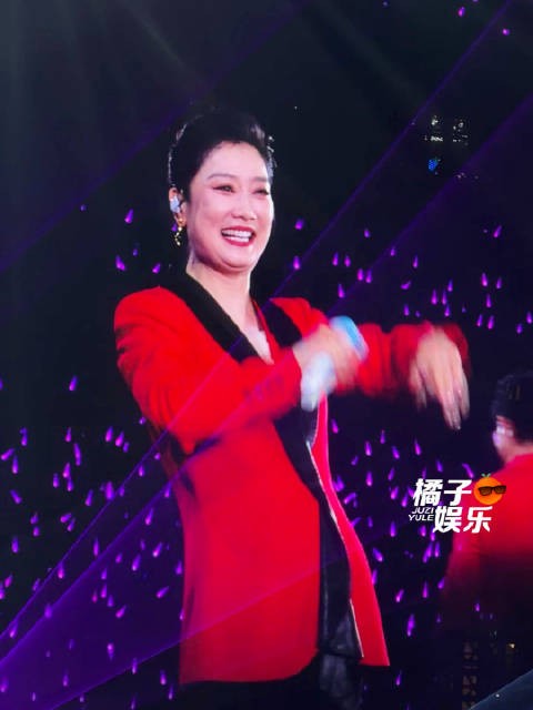 没被玲花妈咪军训过的人生是不完整的