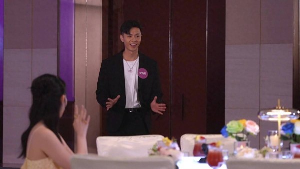 TVB“最强Body”《女神2》首轮没选前男友,与旧爱复合仍有变数