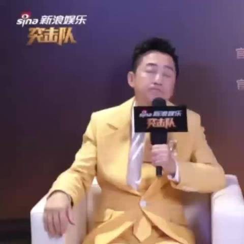 庾澄庆在专访感慨当年神仙打架的乐坛,聊和恩利相处,经常被儿子安排被迫营业