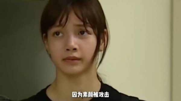 从泰国街边小女孩到如今的国际巨星,回顾Lisa出道的励志经历