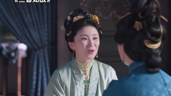 二太太上一秒担忧女儿亲事,下一秒侯爵就来求娶! 兰香如故
