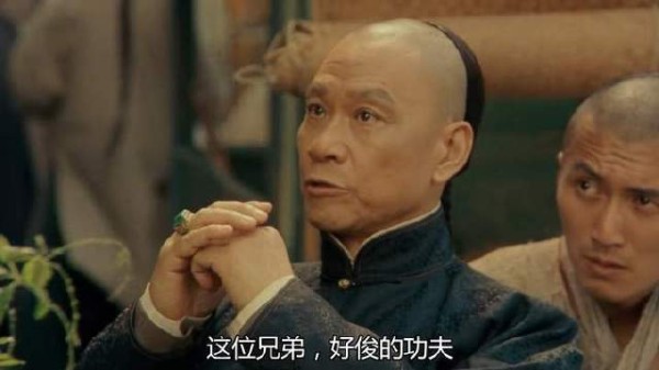 “身中百刃,依然傲然挺立!”