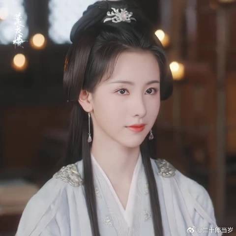美人落泪，我见犹怜