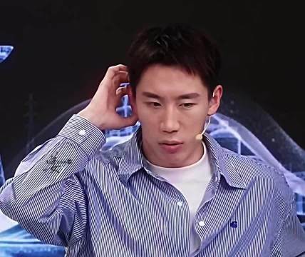 孙颖莎为国倾尽全力,自己永远排在最后