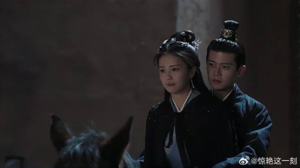 周生辰和时宜出去玩 骑马带她去河边,场面太甜啦