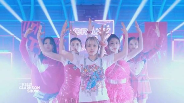 五年前的今天(210928),ITZY 独特的傲慢个性和跳跃的节奏