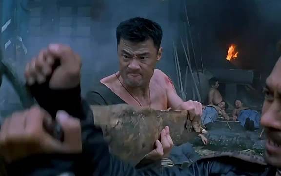 当众指认血能开封，风云人物遭言语威胁