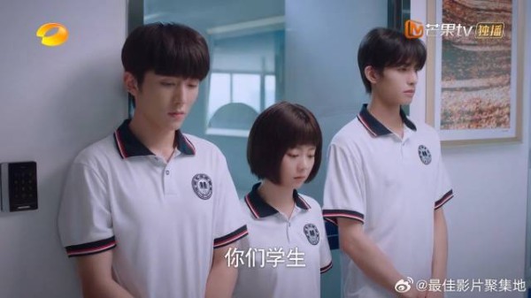三兄妹挨训受罚,下秒女孩赶来道谢,三兄妹反应不要太好笑!