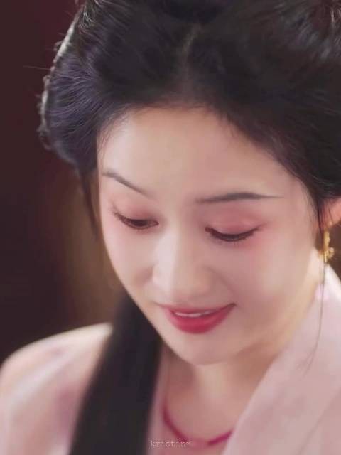 刘美含在兰香如故里演的真好！做配角也依旧出彩！