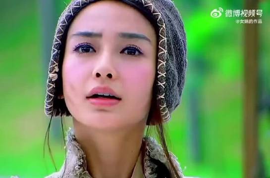 女乞丐爱上绝美男神,决心打扮后惊艳众人