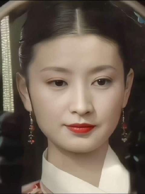 《甄嬛传》选角堪称严苛至极，眉姐姐曾因一个笑容险些与角色失之交臂