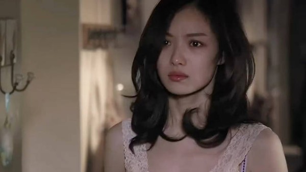 倪妮 肤白貌美大长腿