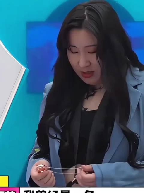 以为你是搞笑明星,没想到是歌手啊!