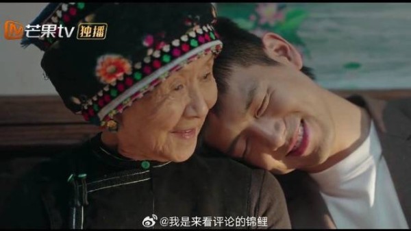 谢之遥回家秒变粘人宝宝，撒娇被阿奶投喂橘子，嘴角疯狂上扬