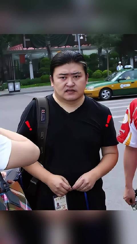 难怪刘欢不办追悼会,卢璐真的好爱他