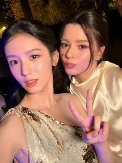 欧莱雅大秀becky和周也同框