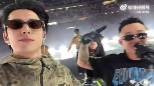 王鹤棣探班GAI演唱会彩排,10月17日杭州见