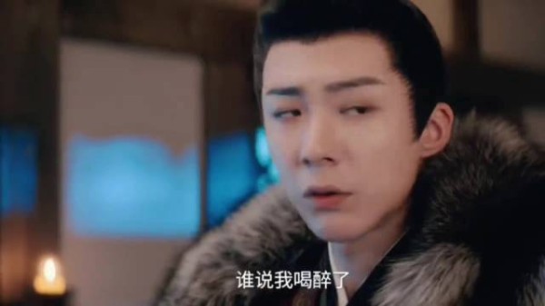 折腰：这哼哼唧唧的懒羊羊一样的声音，谁能不爱呀！我们小乔可太可爱啦
