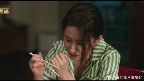 闺蜜确诊胰腺癌,许红豆崩溃,这一幕太痛心