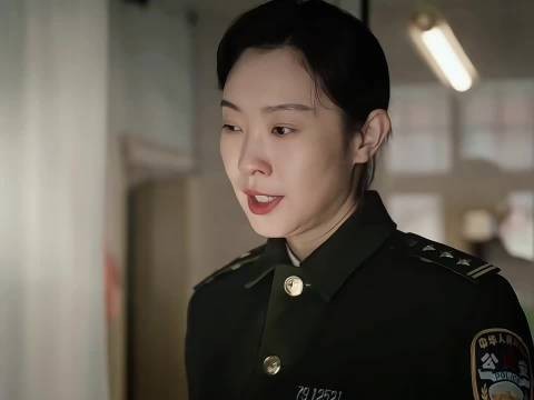 余红旧事:一开口像极了演小品 太喜欢看王佳佳演东北剧了 这小嘴叭叭的!