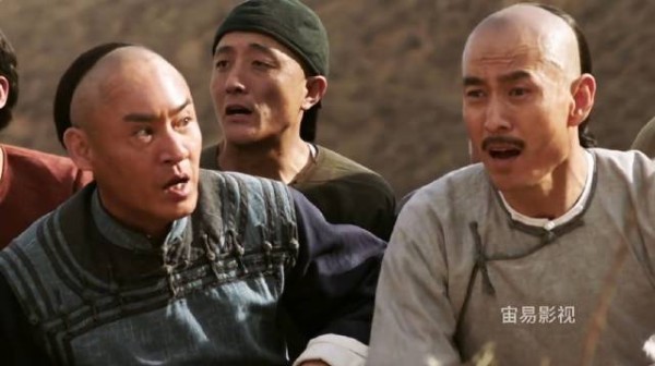 满清骑兵残害百姓，于成龙向父母官求助惨遭拒绝