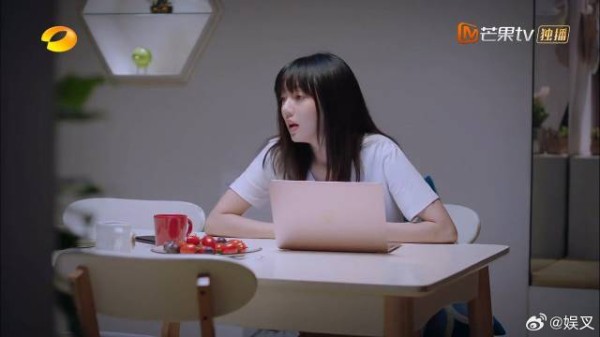纠结怪上线,尖尖对凌霄避而不见,不料下秒就放弃