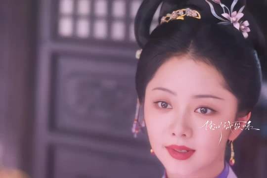 袁绍辉要纳妾许兰香让三妹妹与他合离 ,兰香如故