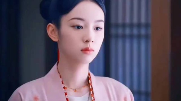 周也演紫灵的话估计被骂得比金晨还惨