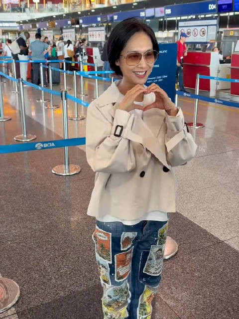 54岁朱茵依然有少女感,紫霞仙子突然现身