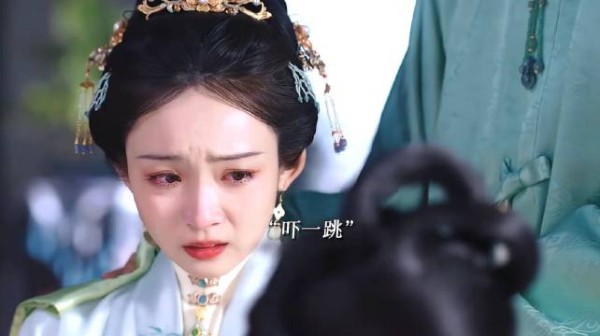 还得是血脉压制啊!二妹妹一句话三妹妹瞬间不哭了