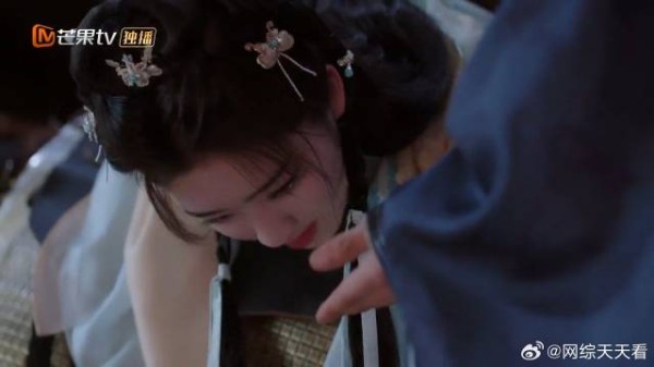 把老婆丢上马 嘴上还不服软，有这么追老婆的吗！