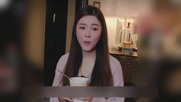 蔡天凤案最新庭审:案发当天,前夫在咖啡店练习“从上往下猛击”