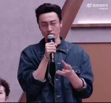 王传君好会夸人,分寸感真诚共情获赞