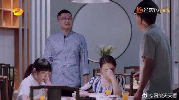 洗心革面重新做人,唐灿遇熟人,满脸尴尬