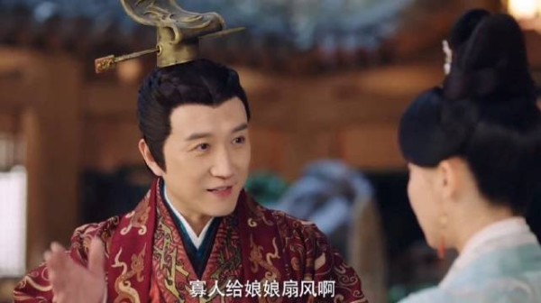 齐宣王向钟离春下跪认错，撒娇表白显宠爱