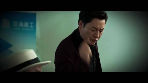 孙宁演黄西服男成破亿票房黑马配角